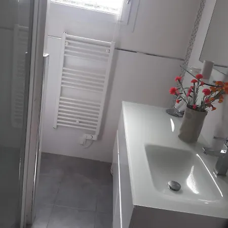 T1 bis ajaccio plaine de Cuttoli Casa vacanze Poggi